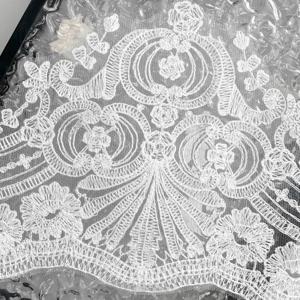 White Mesh Hollowed-Out Embroidery Barcode Versatile Clothing Dress Dress Hemline Decorative Lace Accessories