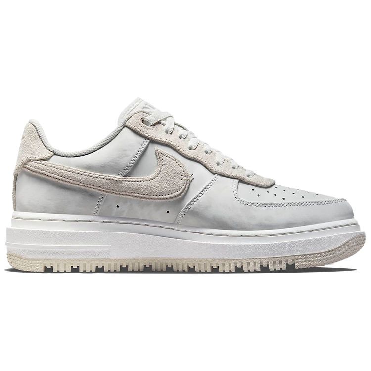 Nike Air Force 1 Luxe Triple White Мужские кроссовки Summit-White Light-Bone DD9605-100