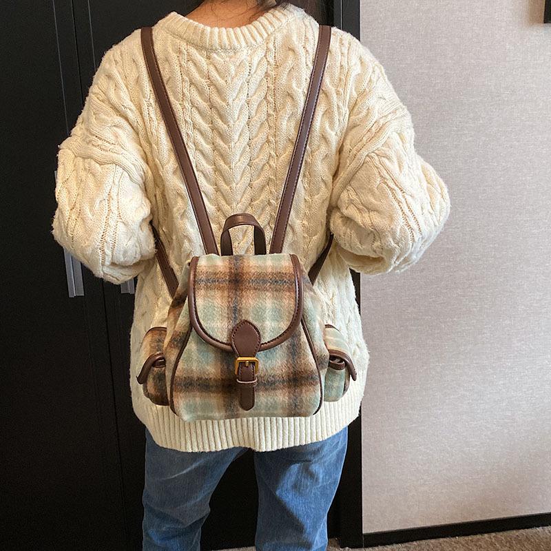 2025 Autumn and Winter Fashion Women's Retro College Suede Plaid Backpack Bag Bag