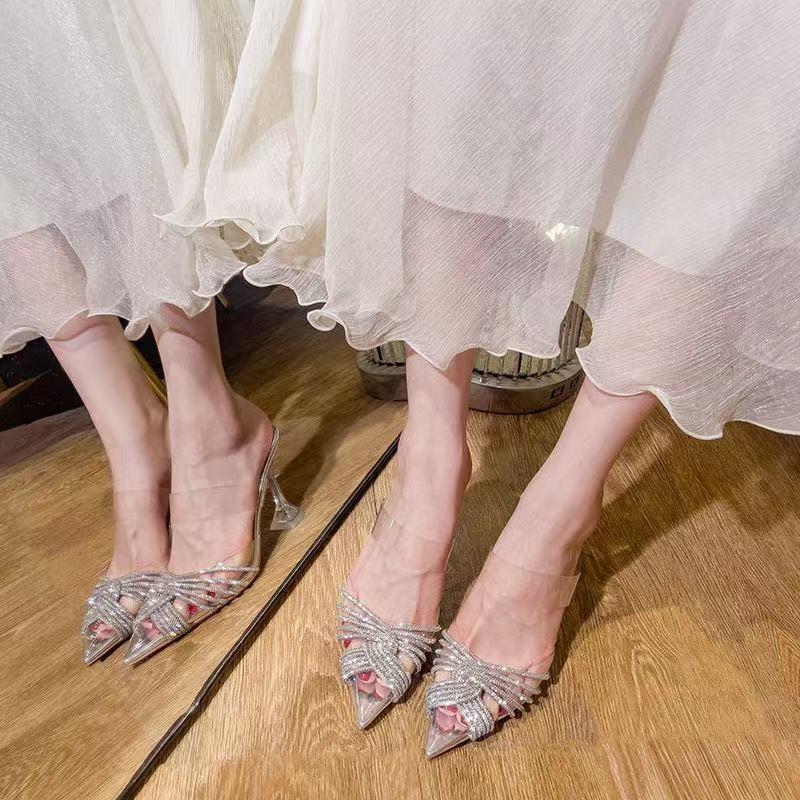 Мода Модные Женские Босоножки Баотоу Летние Новые Босоножки с Мелким Вырезом Прозрачный Ремешок Слипоны Средний Каблук Женская Обувь Zapatos De Mujer