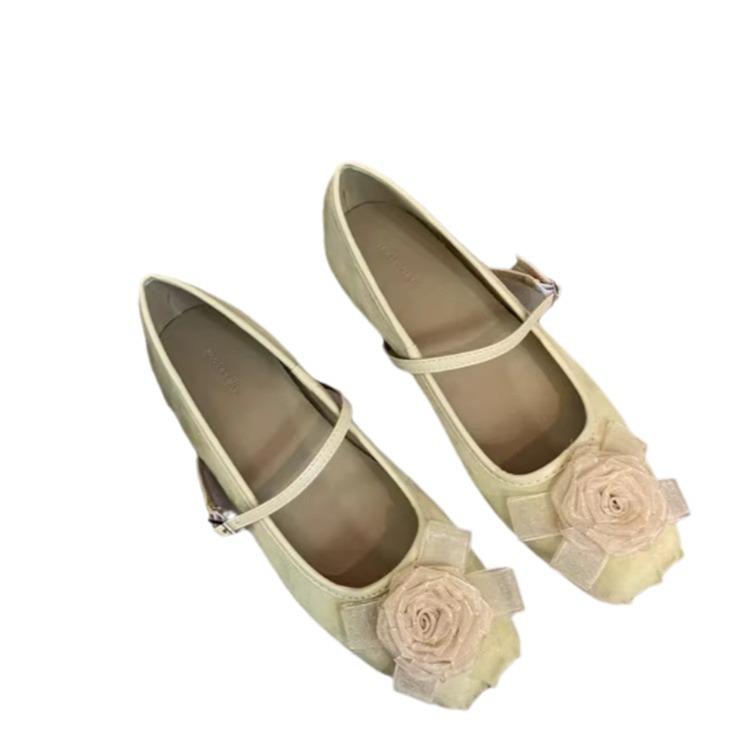 New Chinese Flower Gentle Wind Shallow Mouth Single Shoes Women's 2025 New Square Head French One-word Buckle Flat Mary Jane Shoes