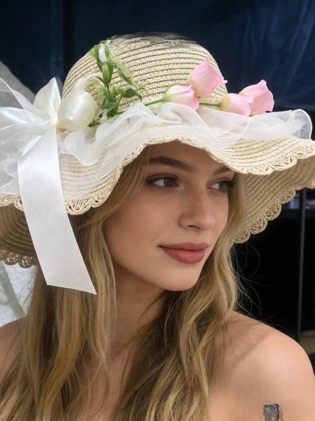 Summer Straw Hat With Lace Bow And Wide Brim For Sun Protection And Beach Vacation