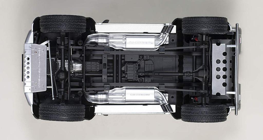 AUTOart G500 Squared Silver Готовый продукт 1/18 Mercedes-Benz 4×4