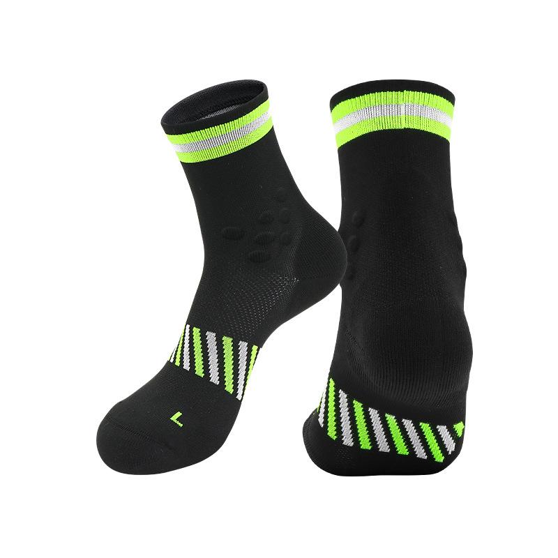 2026 Summer Professional Marathon Running Socks Men's and Women's Breathable Quick Dry Hiking Sports Socks Mid-Leg Cycling Socks