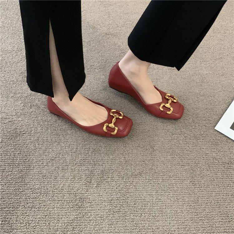 Модные новые одинарные туфли Модные повседневные Толстый каблук Квадратный носок Металлический светлый вырез Мэри Джейн Женская обувь Размер 35-40 Слипоны Квадратный каблук