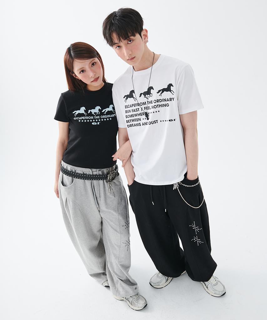 ESCAPEFROM [Escf X Hot Today] Stardust Horses Print Slim Fit Short Sleeve T-Shirt Black