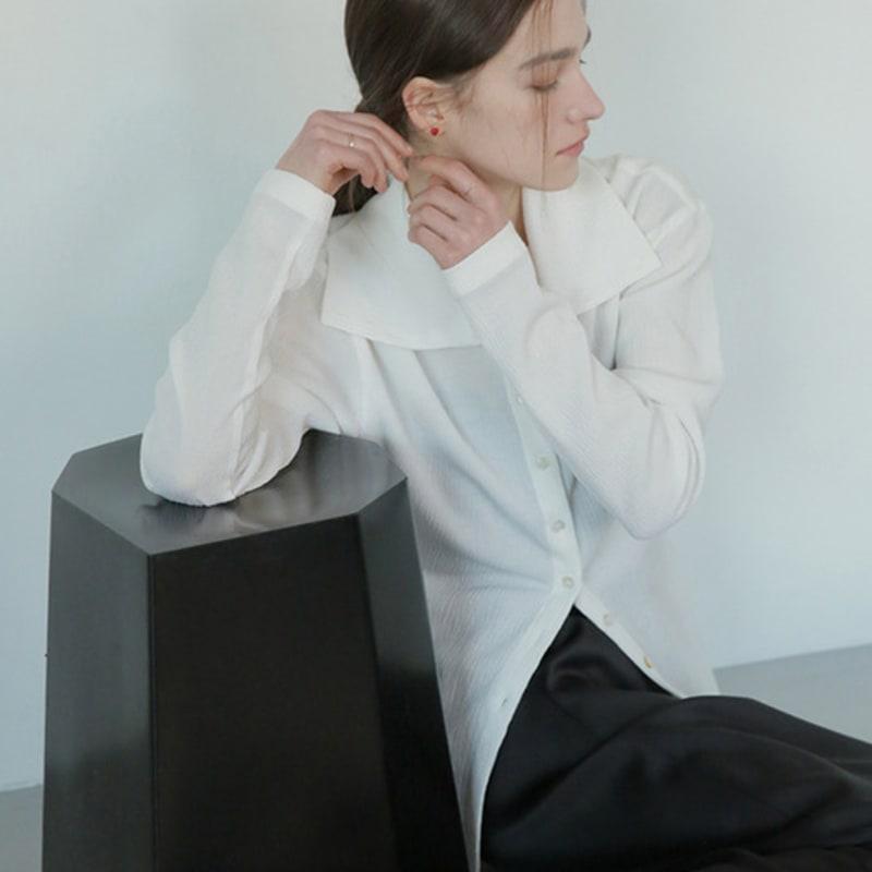 modernlike 14k gold red quartz crystal heart earrings