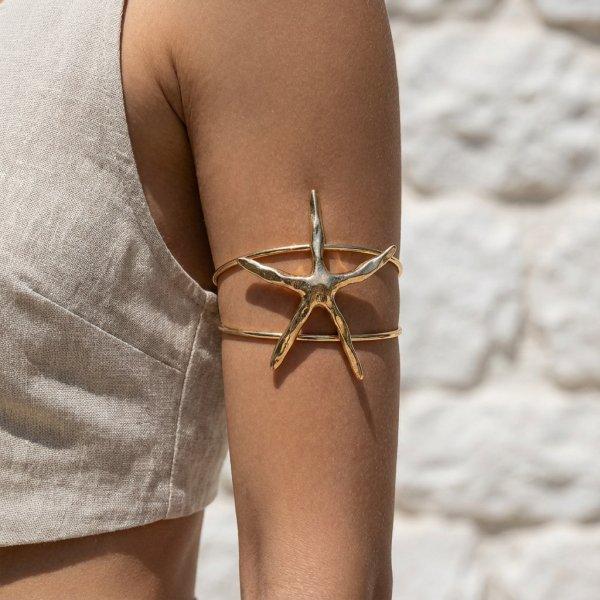 Bohemian Metal Starfish Arm Cuff Bangles for Women Cute Fat Star Adjustable Open Upper Arm Bracelet Summer Beach Jewelry