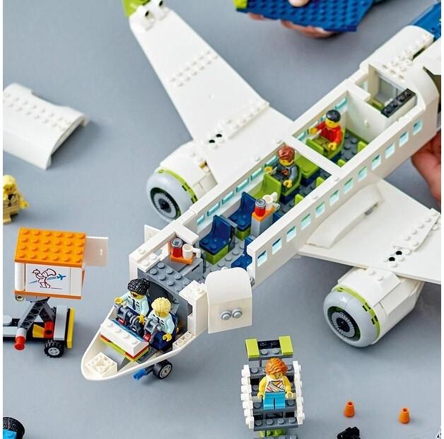 LEGO City 60367 Пассажирский самолет