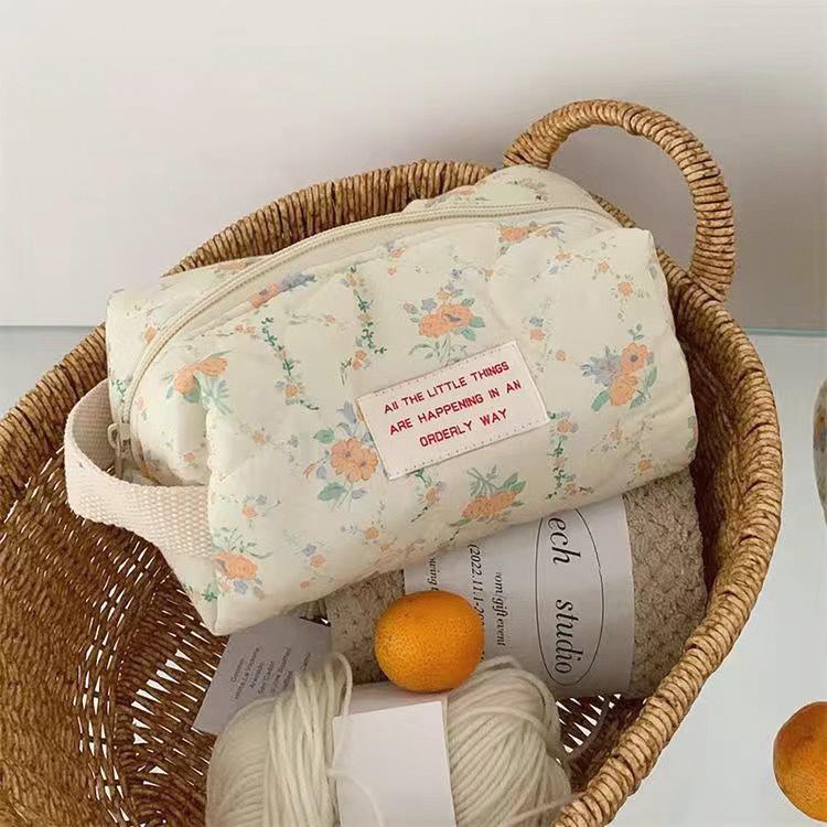 Винтажная косметичка с цветочным принтом для женщин, милый клетчатый клатч, женский дорожный косметичка, стеганый хлопковый цветок, маленькие сумки