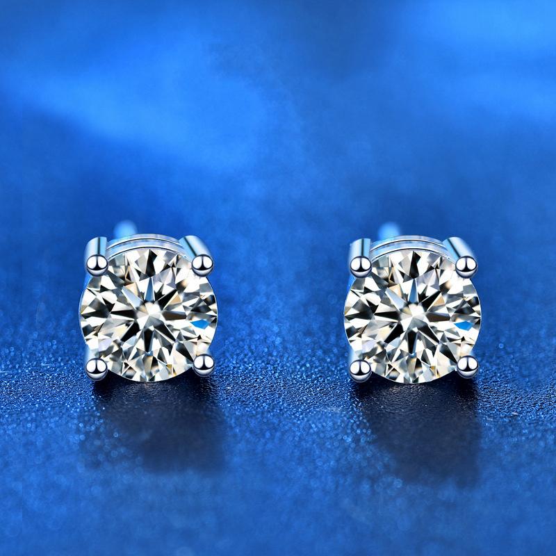 Luxury 0 .5ct White Moissanite Earrings 925 Sterling Silver Four Claws Earrings For Women Bride Sparkling Wedding Jewelry Gifts