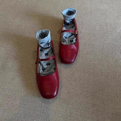 Корейская дочь ретро-стиль круглая голова однословная пряжка красные балетки Мэри Джейн туфли на плоской подошве для поездок на работу