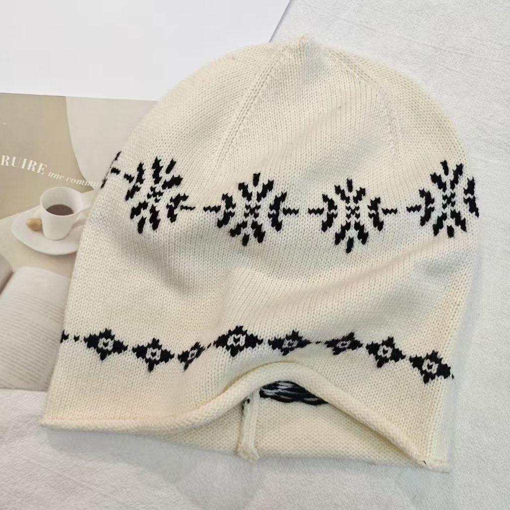 Knitted Beanie Hat For Women With Floral Pattern And Cold Weather Warmth Perfect For Autumn And Winter
