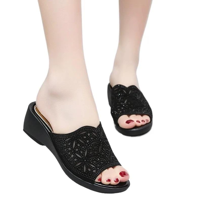Female Shoes On Sale Brand Open Toe Women's Slippers Fashion Office Slippers Women Crystal Round Toe Wedges Women's Sandals