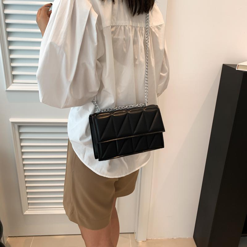 Усовершенствованная маленькая квадратная сумка весна/лето новая модная и популярная популярная цепочка изысканная сумка через плечо