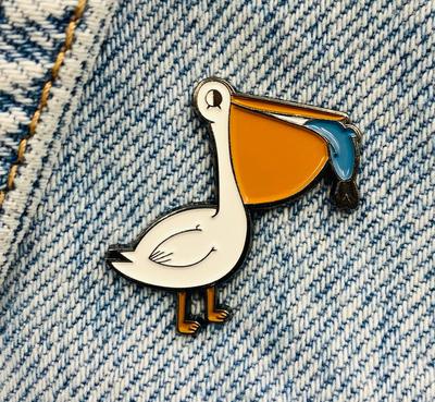 Новая эмалированная булавка, рыба, чайка, забавные животные, металлическая булавка, подарок на день рождения, 1 шт.