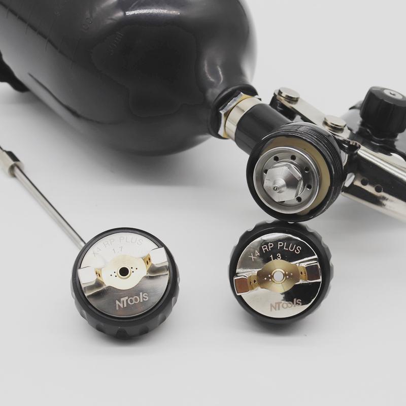 Spray Gun 1.3mm Car Paint Gun 600cc Tank Gravity Feed Stainless Steel Nozzle Air Spray Gun High Atomization Car Paint Spray Gun