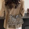 Tote Bag Female Leopard Print Shoulder Commuter Canvas Bag 2025 New Underarm Fashion Casual Large Capacity Messenger Bag