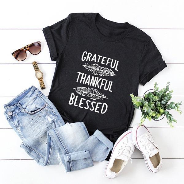Grateful Thankful Blessed Feather Print Женская футболка с коротким рукавом и круглым вырезом Свободная женская футболка Женская футболка Топы Одежда Mujer