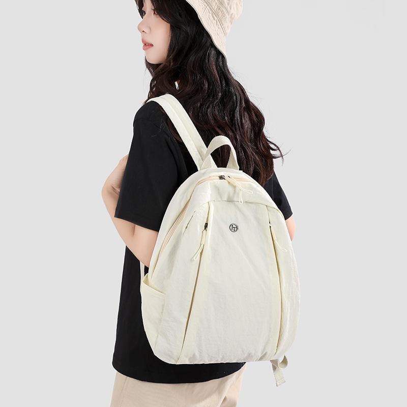 Женский легкий мини-рюкзак конфетного цвета: Большая вместимость для путешествий, походов или школы - Повседневное ношение на плече или через плечо