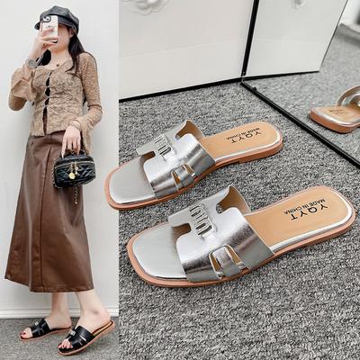 2025 тапочки женские новые взрывные летние уличные туфли на плоской подошве одно слово досуг сотня с модными пляжными сандалиями