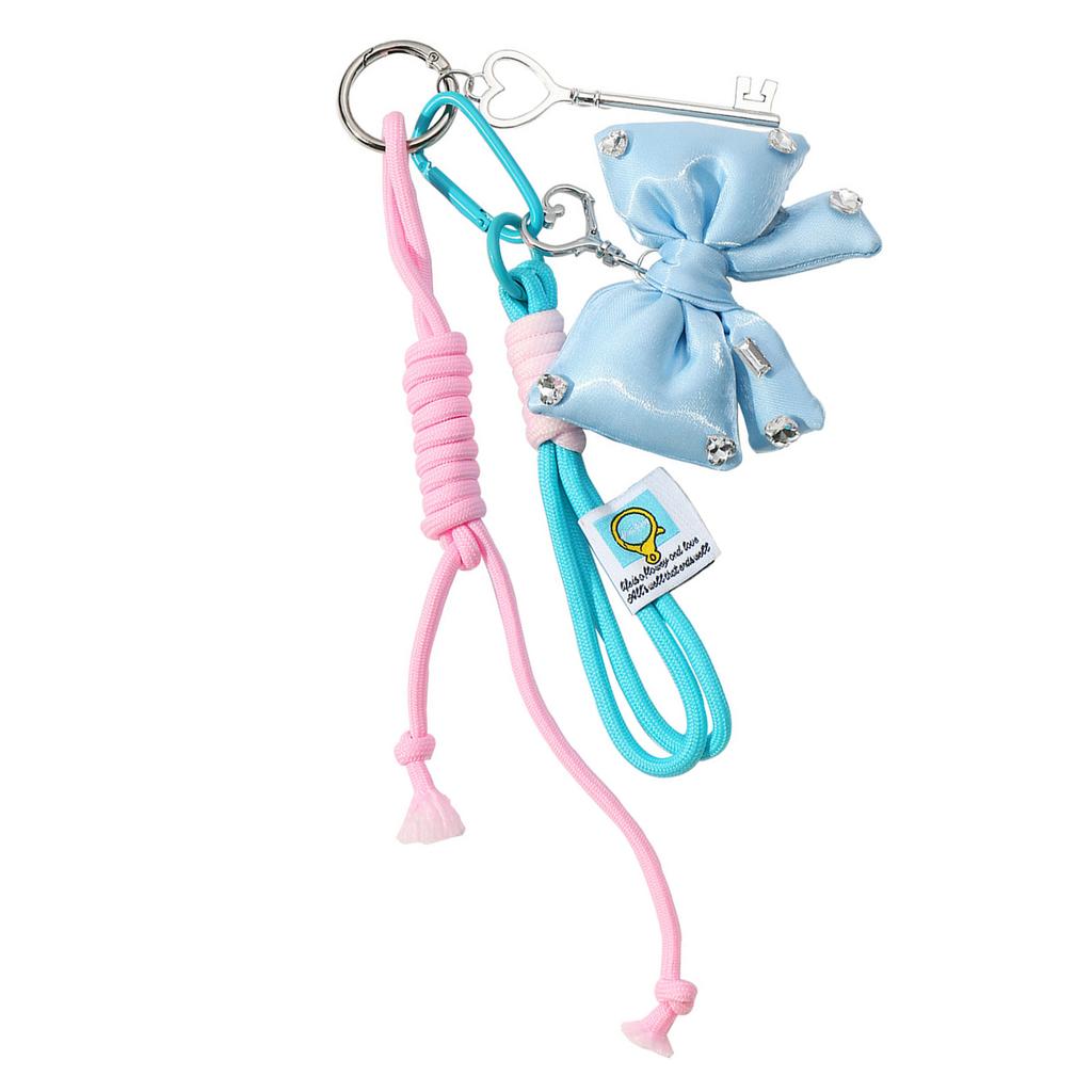 Стильный аксессуар для сумки в виде сердечек с бантиками, с модными деталями и практичным дизайном, брелок для ключей автомобиля, украшение для кошелька, женский