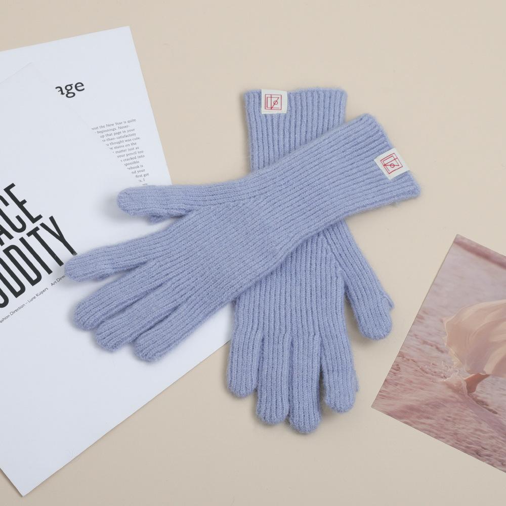 Осень и Зима Перчатки из Чистой Шерсти для Женщин Зимой Милые Корейские Маркированные Шерстяные Вязаные Теплые и Холодные Сенсорные