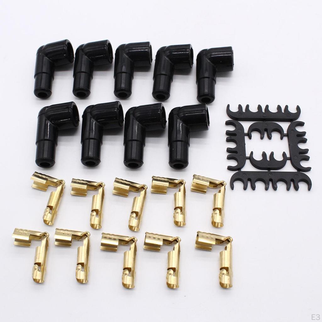 Комплект проводов для свечей зажигания. Автомобильные запасные части. Комплект для зажигания с хорошими характеристиками.