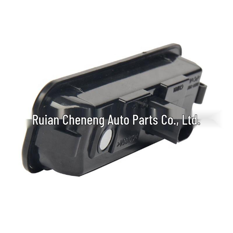 Выключатель багажника Ford Focus 2012, деталь BM51-19B514-AE (1834376)