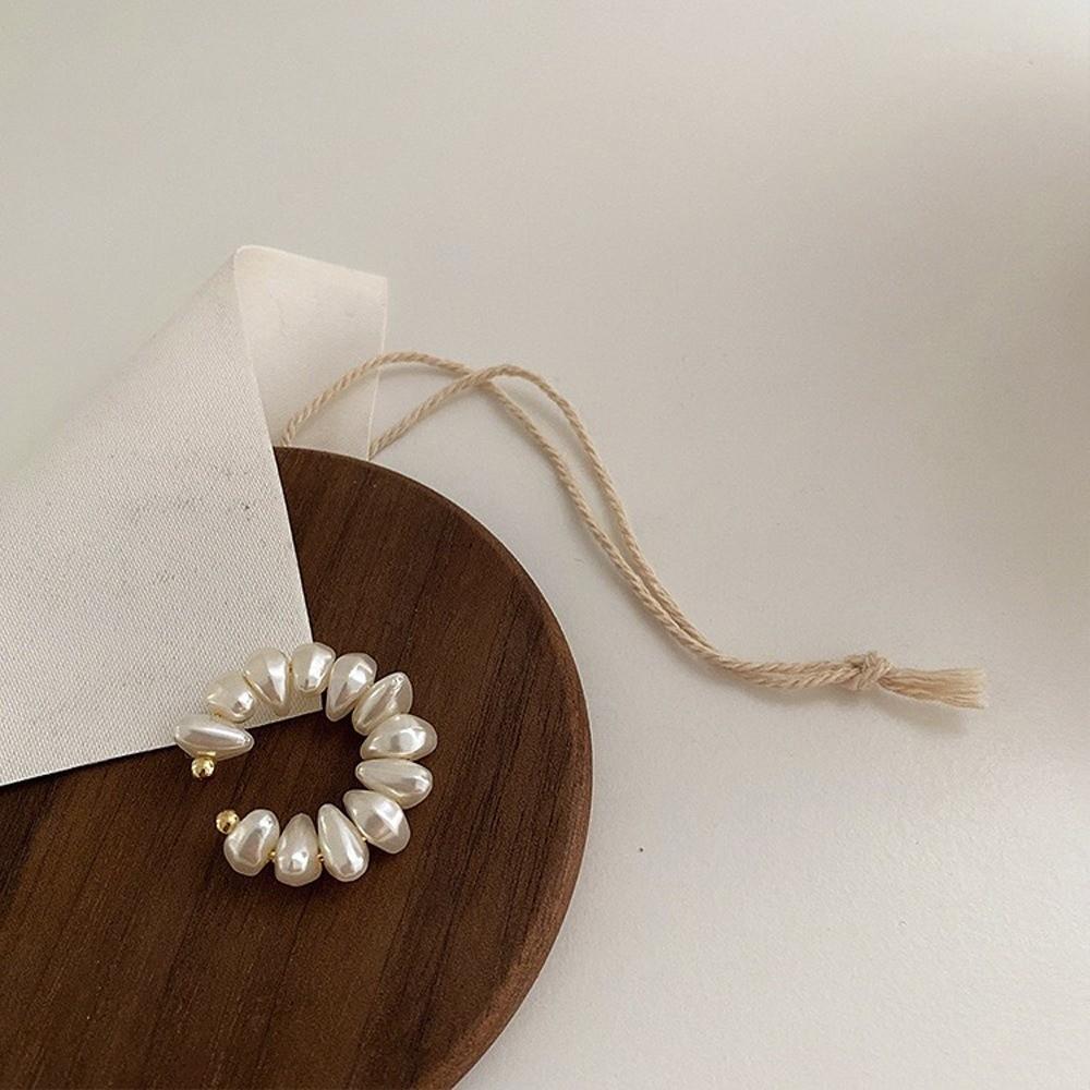 Metal C-shaped Ear Clip Imitation Pearl Fake Piercing Earrings Simple Gold Jewelry Daily