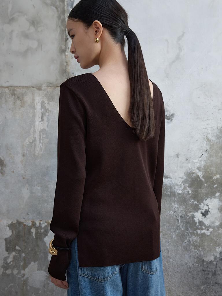 THE BOONDOCK SAINTS V-Neck Knit Top Dark Brown