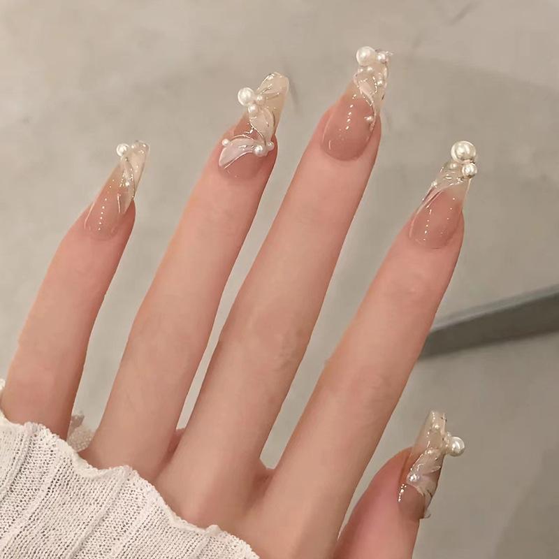 Artificial Nails Diamond Style Wearable Nails, Finished Fake Nails, Nail Art Pieces, Innocent Girls Look White and Translucent