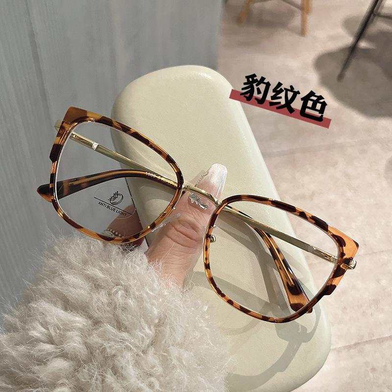 New Style Glass Frames For Women Cat Eye Blue Light Blocking Man Glasses Material Eyeglass Frames