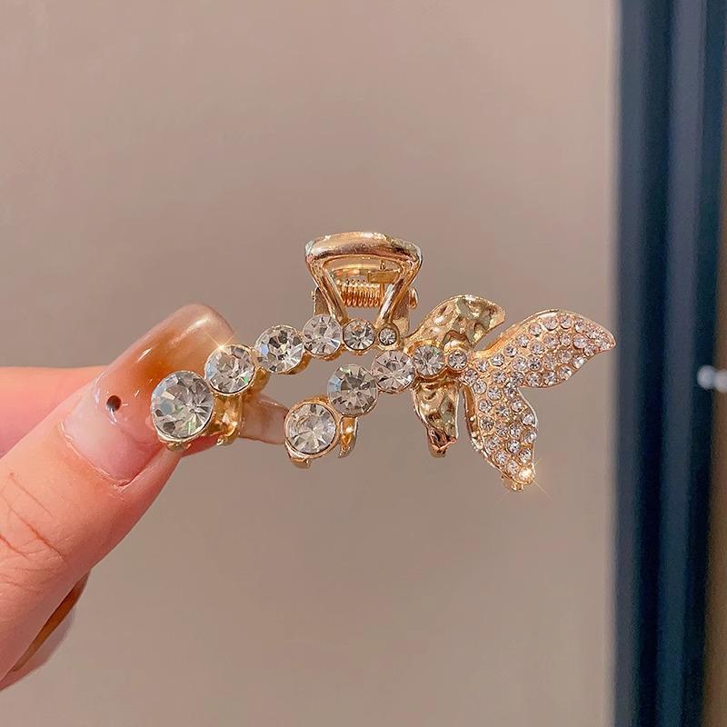 2025 Жемчужная заколка-краб для волос для женщин - Элегантный осенне-зимний аксессуар для волос для челки и боковых укладок