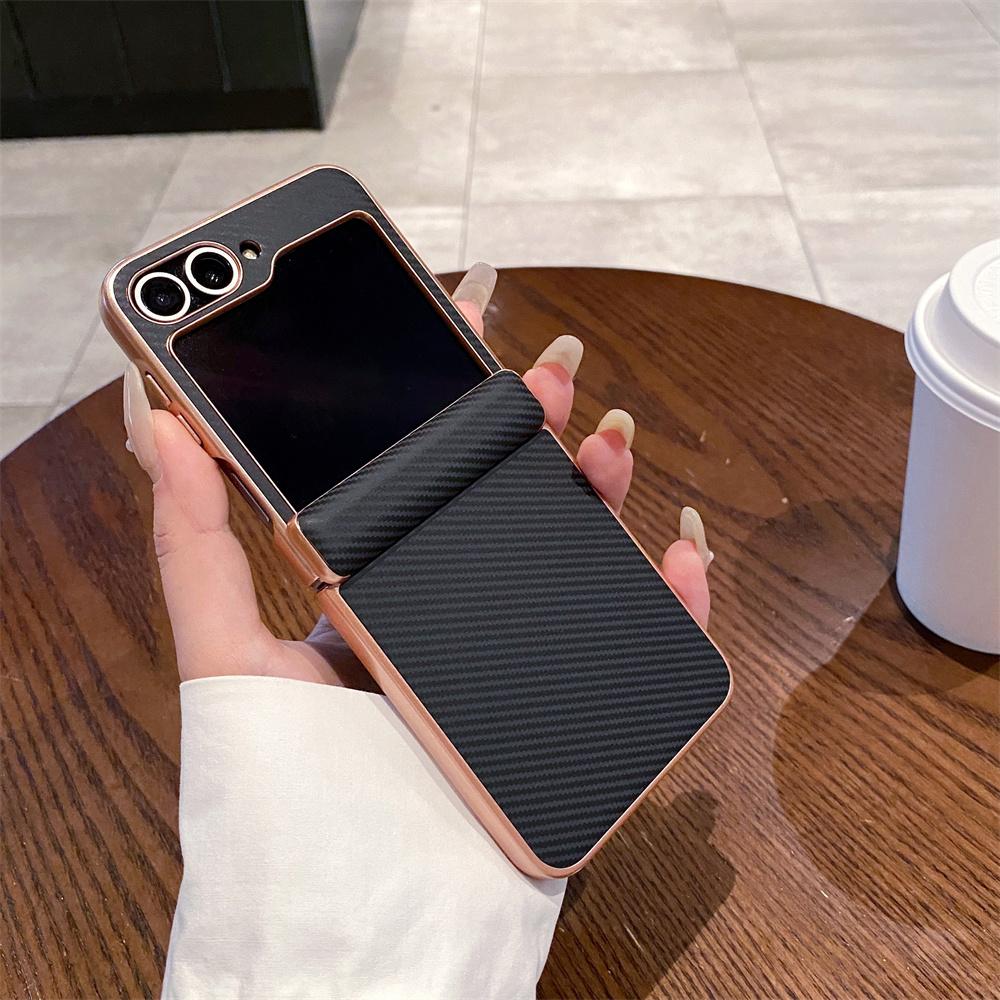 Для Samsung Galaxy Z Flip 7 6 5 4 Электрооцинкованный Матовый Чехол-Бампер с Текстурой Углеродного Волокна, Ударопрочный, Защита от Падения, Складной, Жесткий ПК
