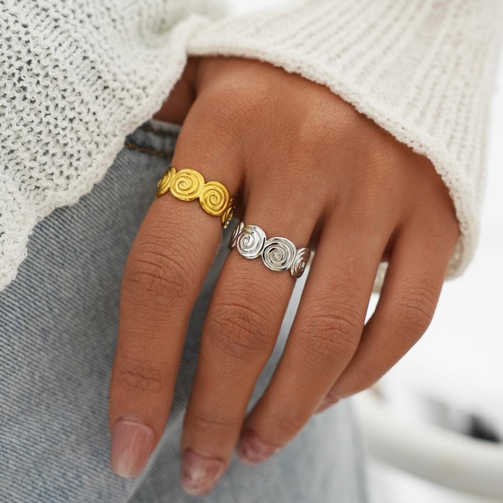 Stainless Steel Geometric Ring for Women Spiral Conch Open Adjustable Ring Personality Design for Banquet Vacation Jewelry Gifts