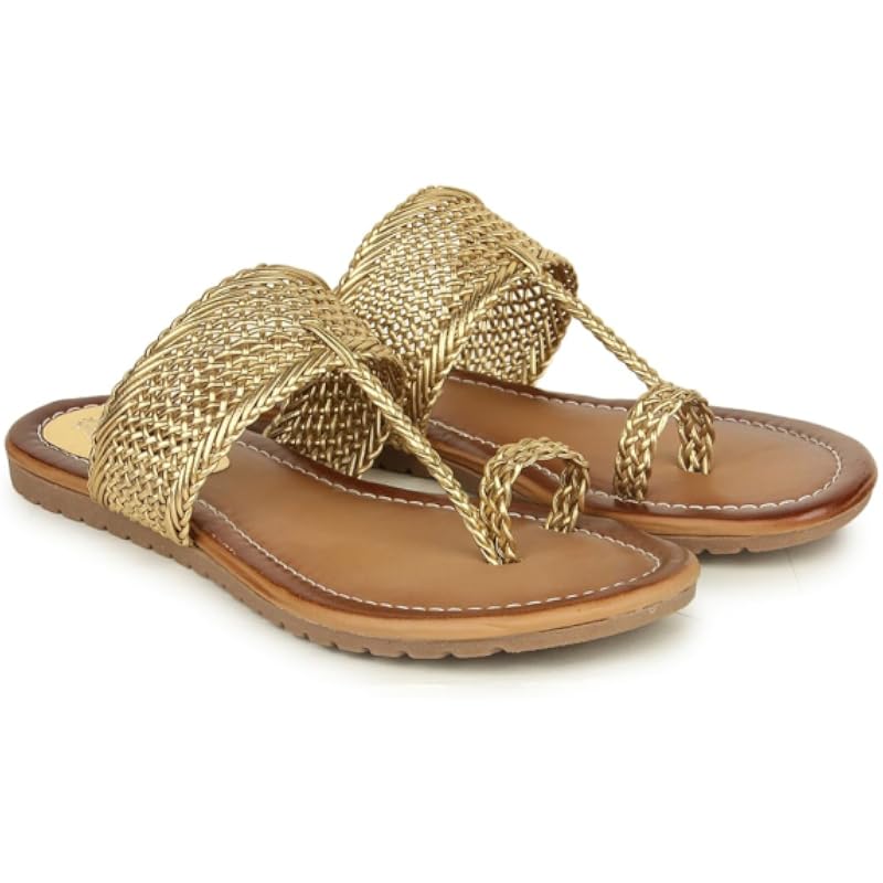 Shoetopia Girls Girls-Bunai-Kolhapuri Golden Flat Sandal - 7 Uk (Girls-Bunai-Kolhapuri-Golden)