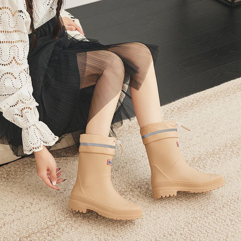 Модные универсальные женские дождевые ботинки водонепроницаемые и нескользящие хлопковые теплые дождевые сапоги средней длины с мягкой подошвой удобные облегающие водные ботинки