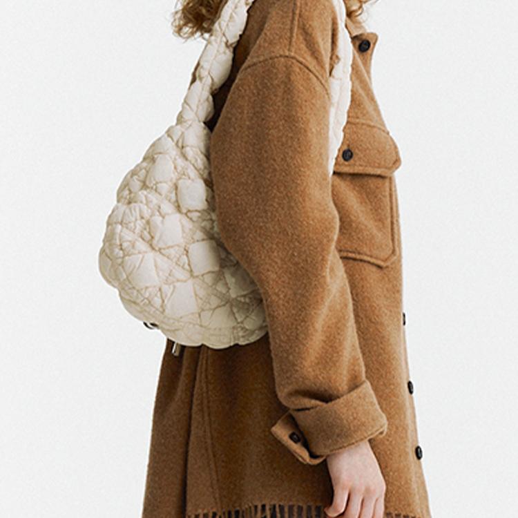 Новая нейлоновая сумка-облако CARLYN, Сумка, Сумка на плечо Женская Слоновая кость H71307020I