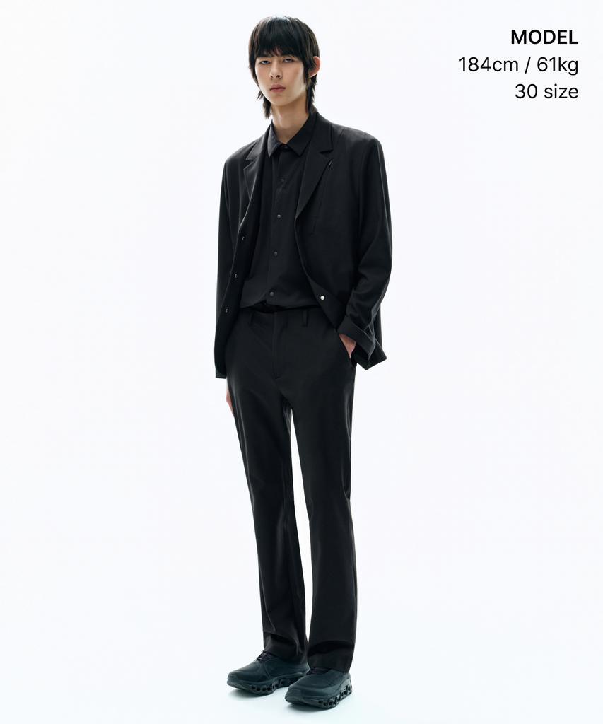MUSINSA STANDARD Hybrid Straight Pants [Black]