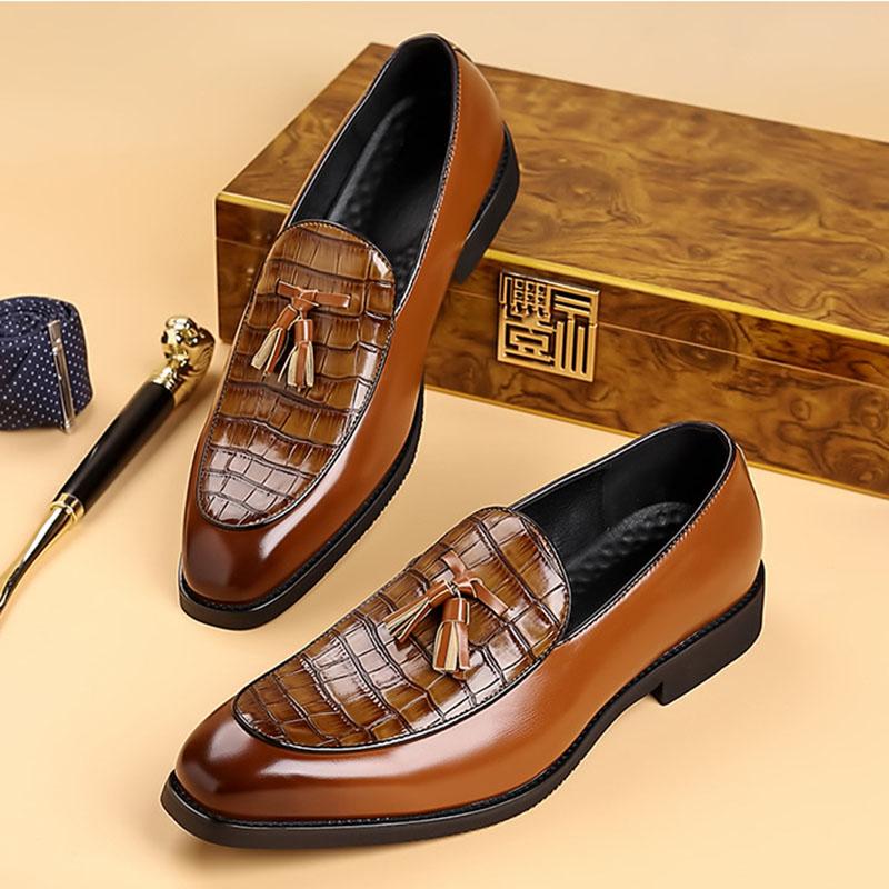Британские Мужские Остроносые Кожаные Туфли с Узором под Крокодила Business Casual Для Мужчин Лоферы с Кисточками Формальная Свадебная Обувь