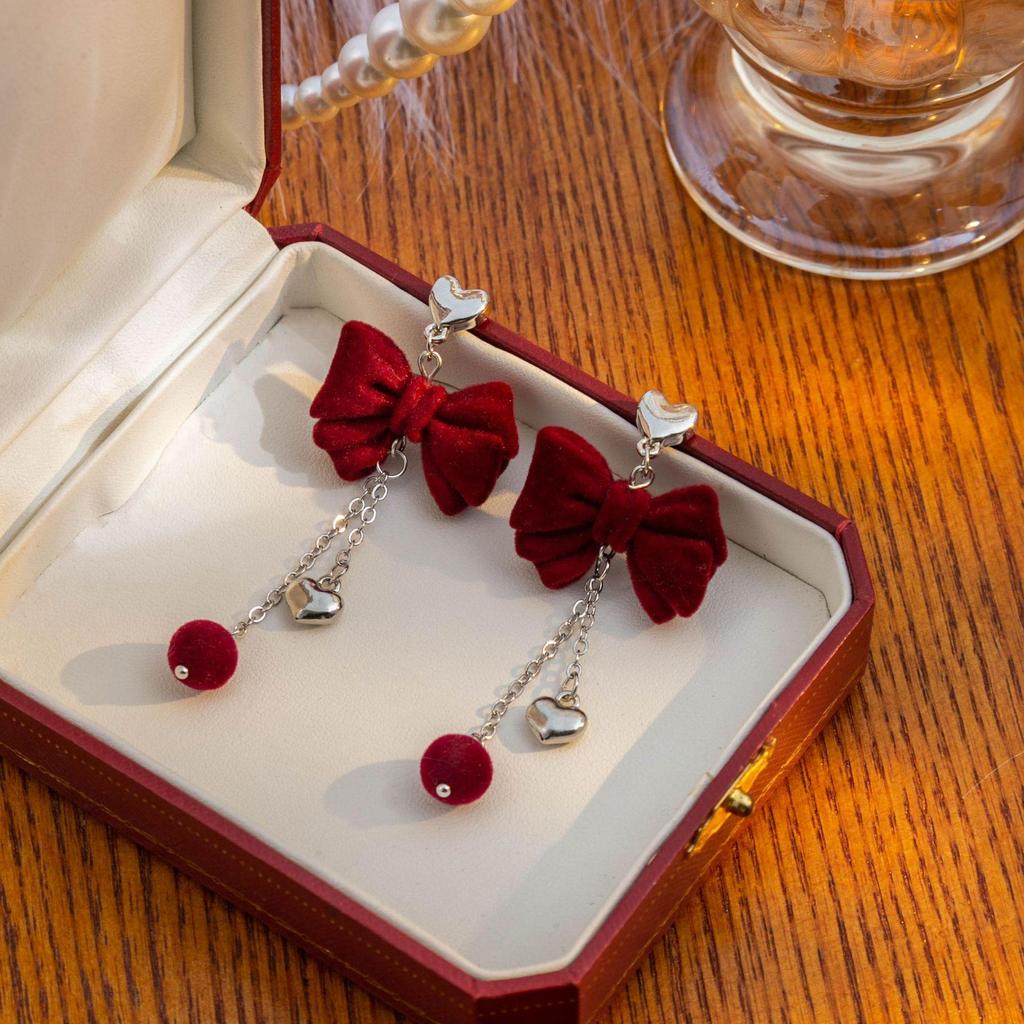 Серьги-сердечки с кисточками из флокированного банта высокого класса для женщин