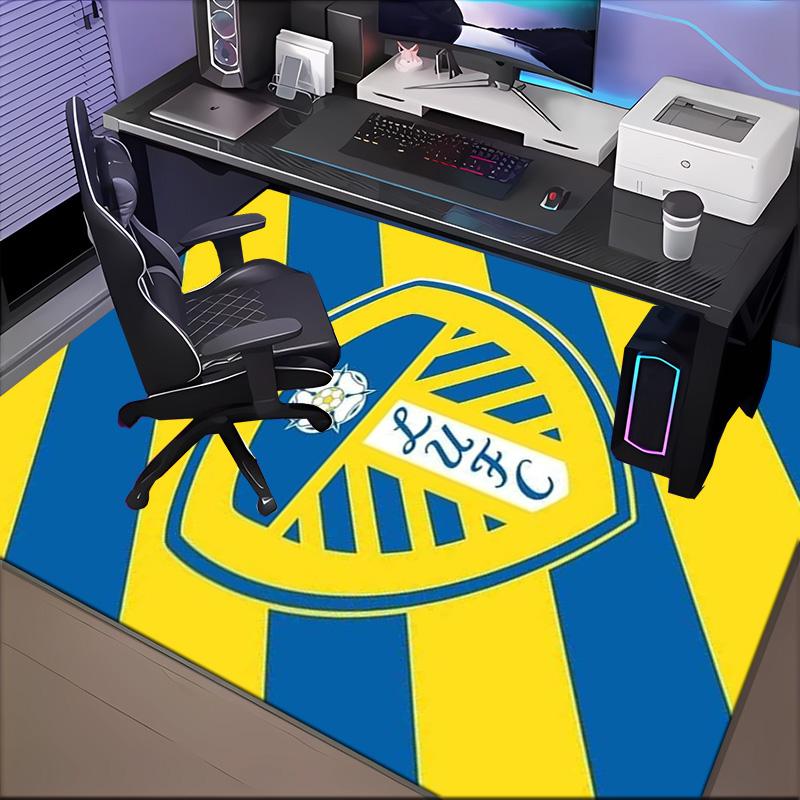 Leeds Crest Design Printed Office Carpet Chair Cushion Entryway Rug, Rugs for Living Room, Bedroom Christmas gifts