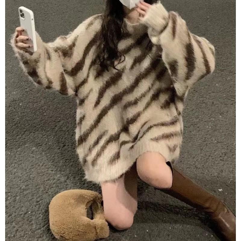 Womens Mid-Length Knit Sweater Loose Lazy Style Zebra Print Fall Winter 2026 Casual Outerwear Base Layer