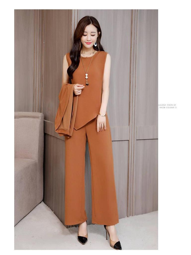 Stylish Plus Size Women's Suit: Loose, Simple, and Age-Reducing Fashion for Spring & Autumn