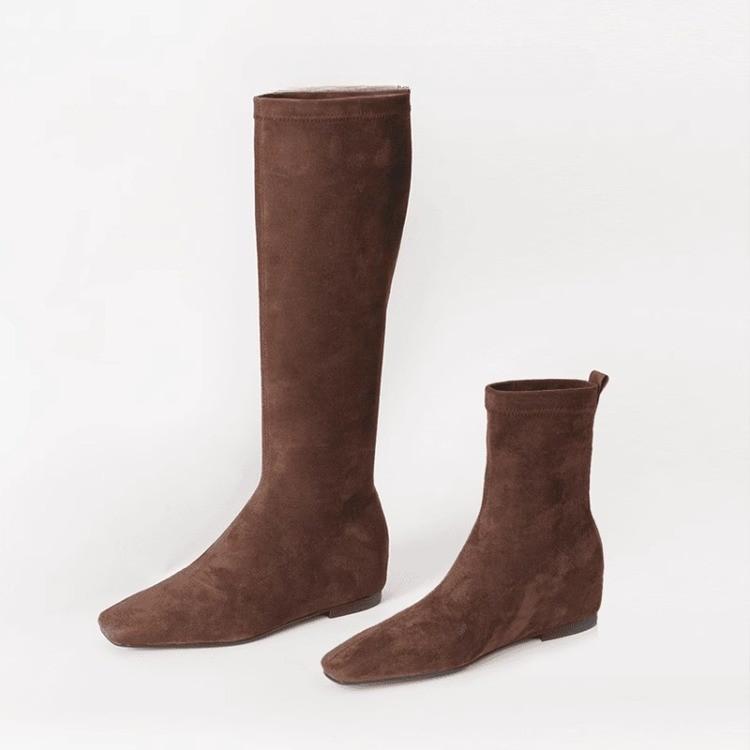 Замшевые женские высокие сапоги с квадратным носком и низким каблуком, модная зимняя обувь, тренд зимы 2025 года, удобные челси для ходьбы, дизайнерские Botas Mujer
