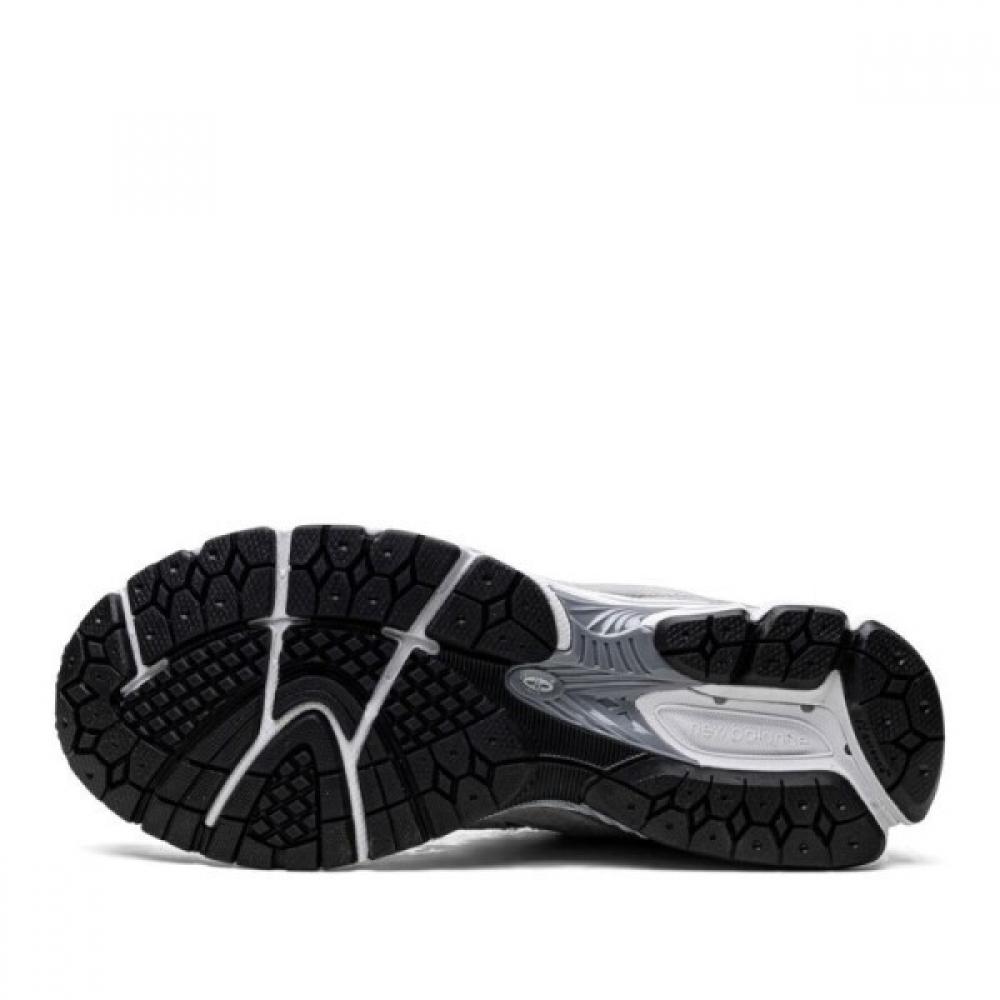 New Balance Серые кожаные замшевые кеды 2002r M2002rst Steel