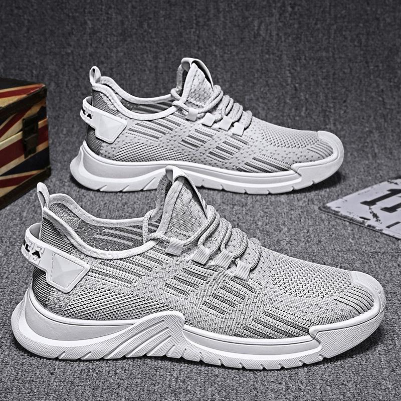 Spring New Mesh Shoes Breathable and Fashionable Running Shoes Thick Soled Men's Casual Sports Shoes