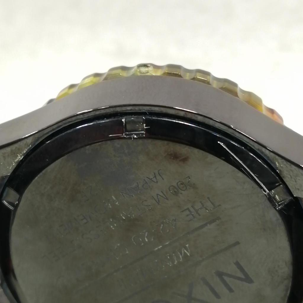 Б/у NIXON Дизайн с узором "черепаховый панцирь" 42-20 МИНИМИЗИРУЙТЕ 42-20