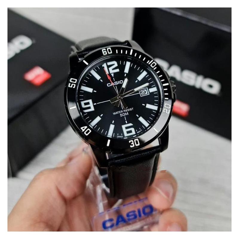 Casio Серия STANDARD Классические Простые Изысканные Модные 50 метров Водонепроницаемые Кварцевый Механизм Кожаный Ремешок Японские и Корейские Часы MTP-VD01BL-1BV
